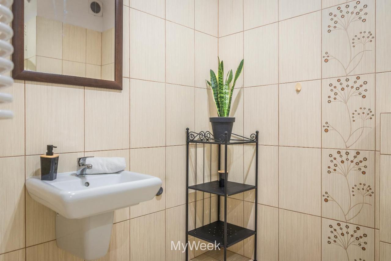 Wysokie Himalaje, Myweek Apartment